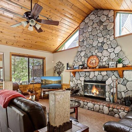 Sutter Ln By Avantstay Beautifully Remodeled Kitchen,4Cabin-Chic Bedrooms Blue Jay Exterior foto
